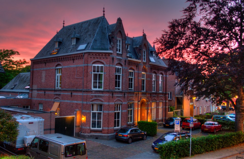 DSC_0502_17_18_tonemapped met logo